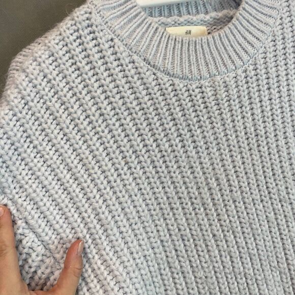 H&M Chunky Knit Sweater Women’s Size S Light Blue Long Sleeve Ribbed Pullover - Picture 2 of 9